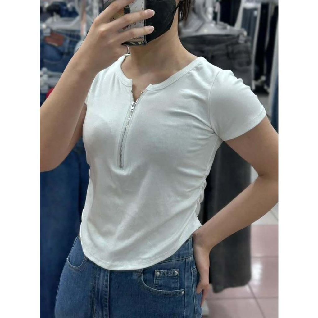 tw-11134207-820l7-mom9r16vnny863