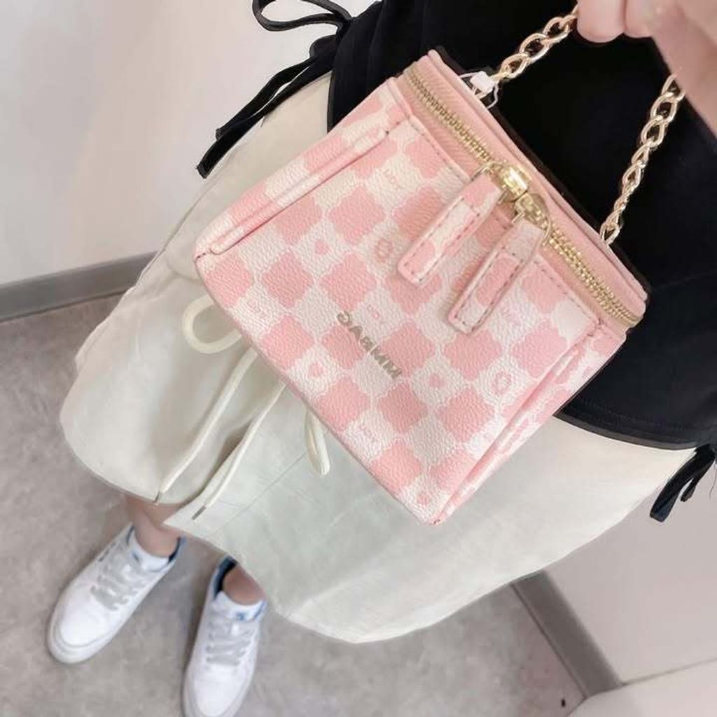 tw-11134207-820lb-momoyf7wxoua97