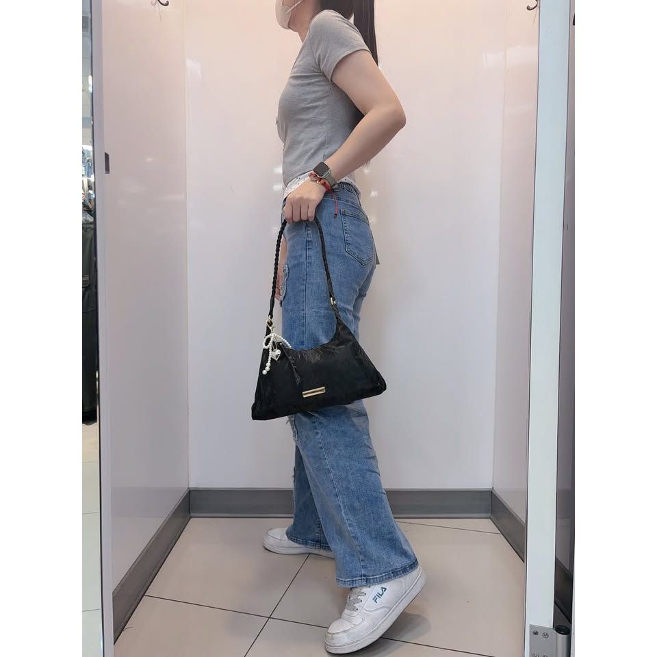 sg-11134275-825bc-muda46j36ghy73