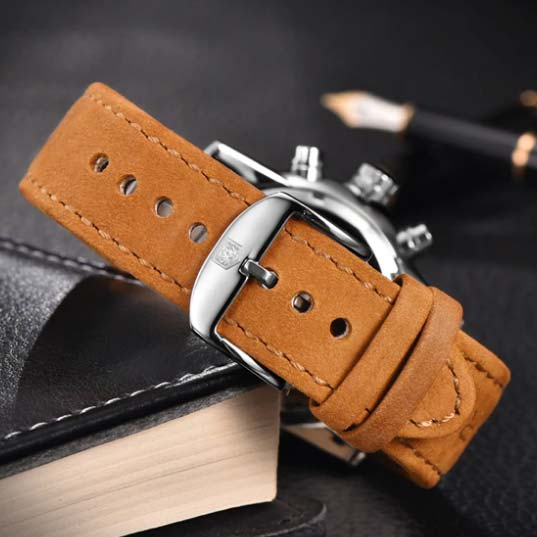 Leather vs Metal Watch Band: Which One is Better for You? - Gnomon