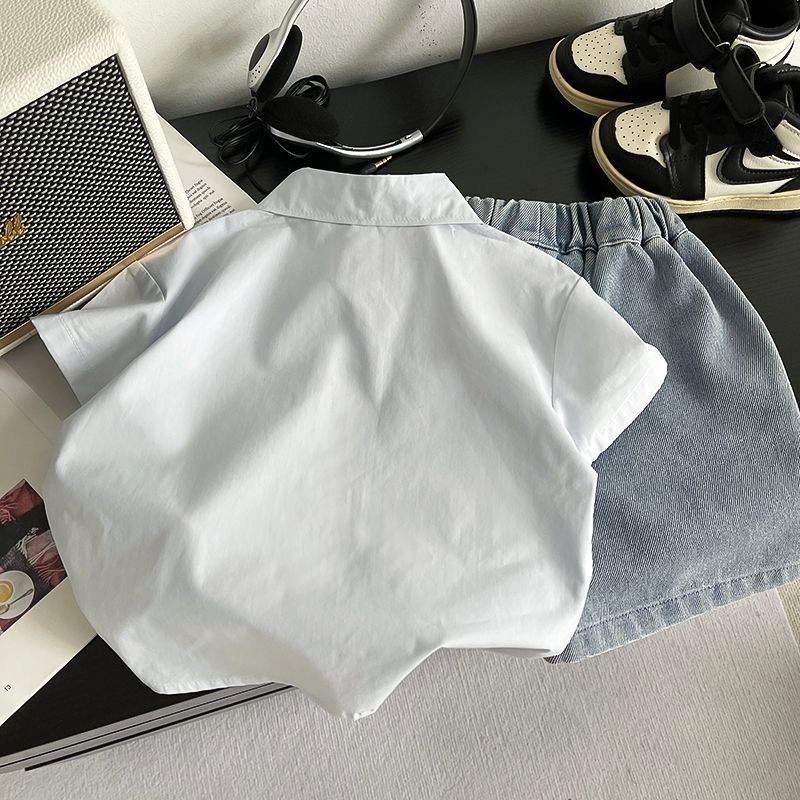 line_oa_chat_260806_101210_group_3