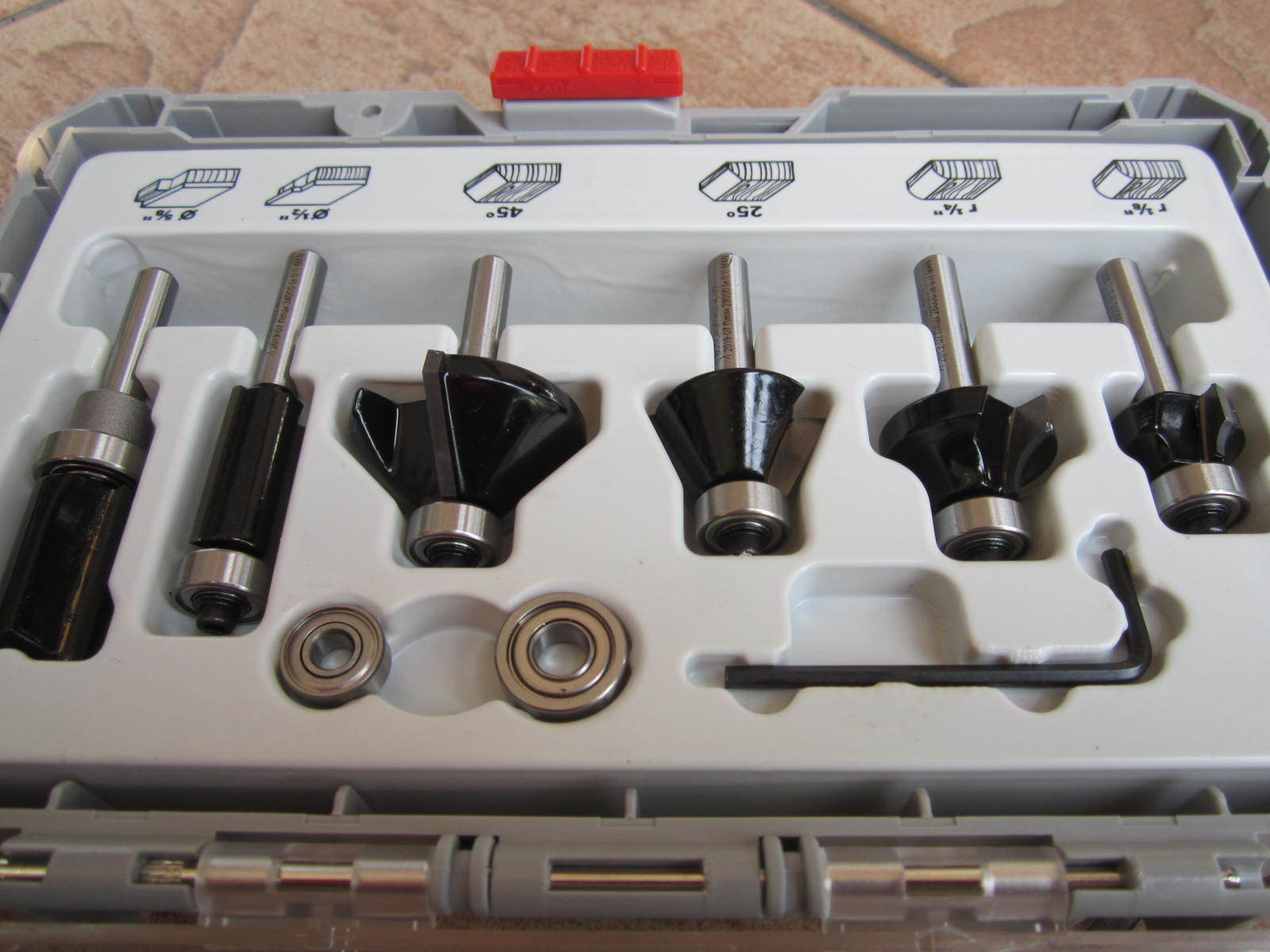 Bosch 6pcs x 1/4" Trim and Edging Router Bit Sets MY Power Tools