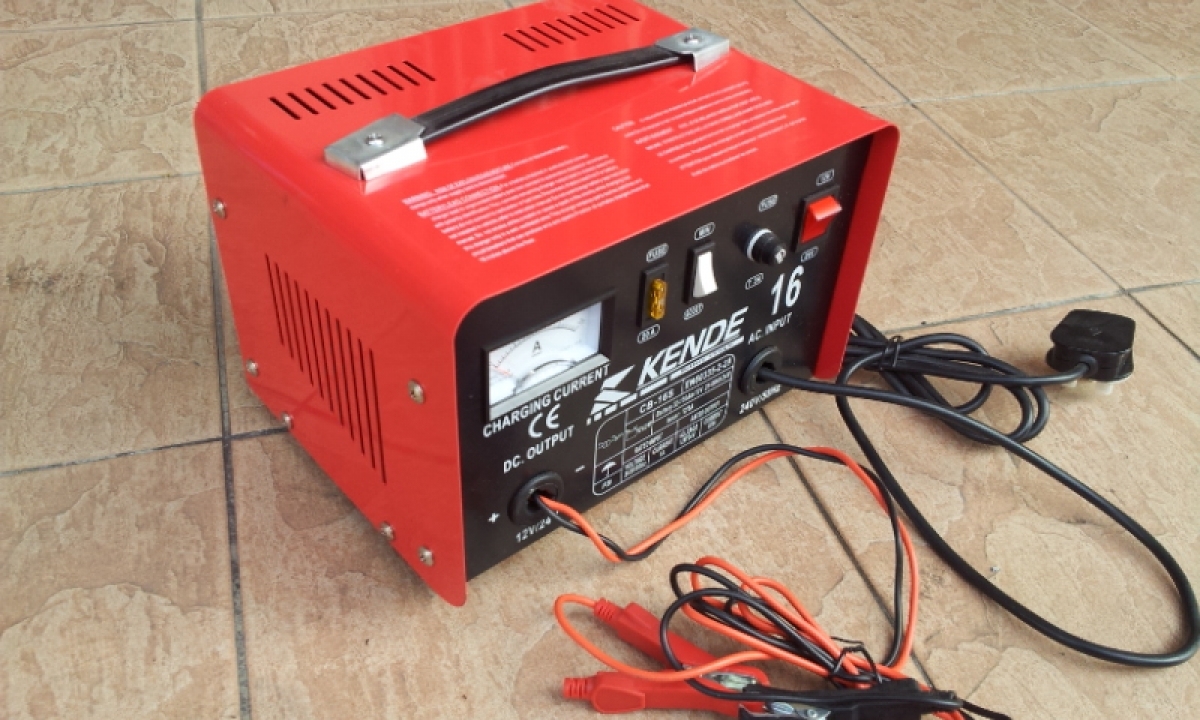 MY Professional 12V/24V 12Amp Battery Charger Unit MY Power Tools