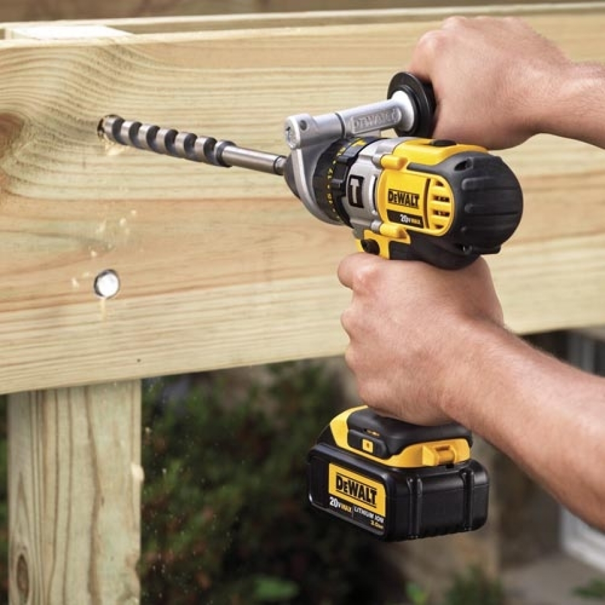 DeWalt 18V XR LiIon Premium Compact Hammer Drill Driver MY Power Tools