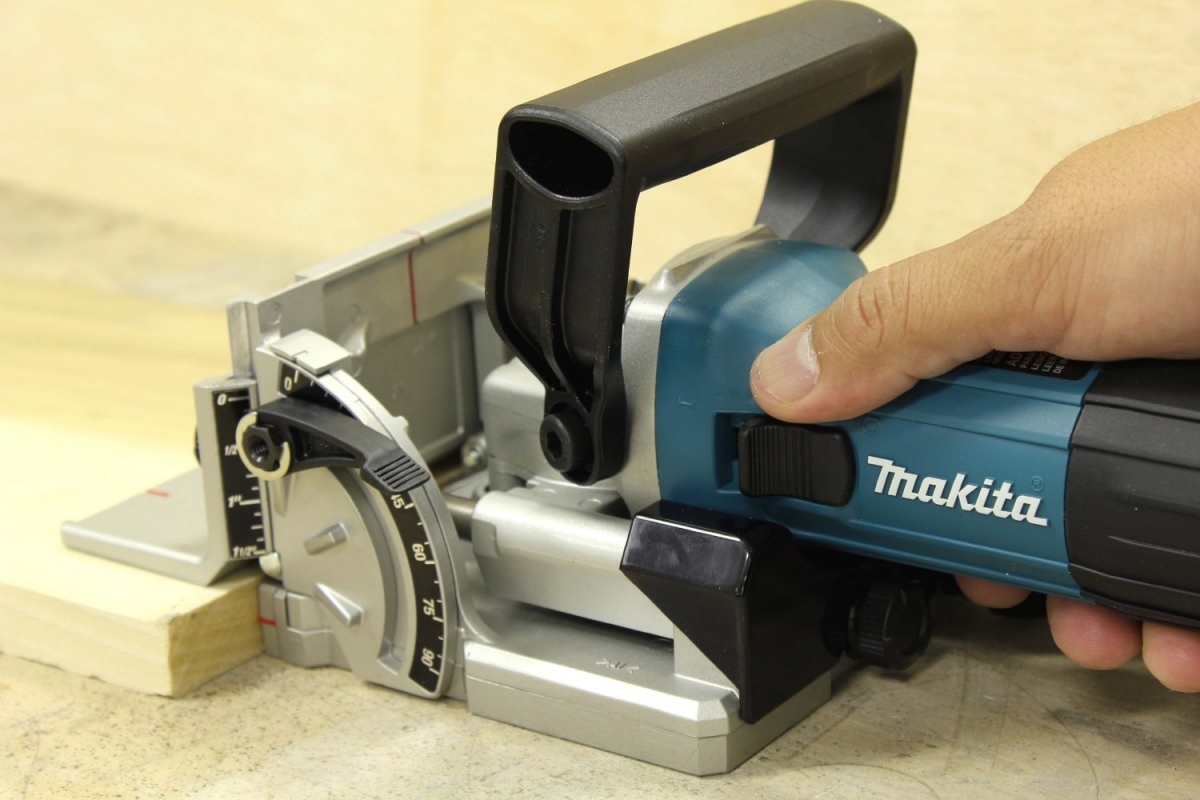 Makita PJ7000 (4") 100mm Biscuit Joiner Machine MY Power Tools