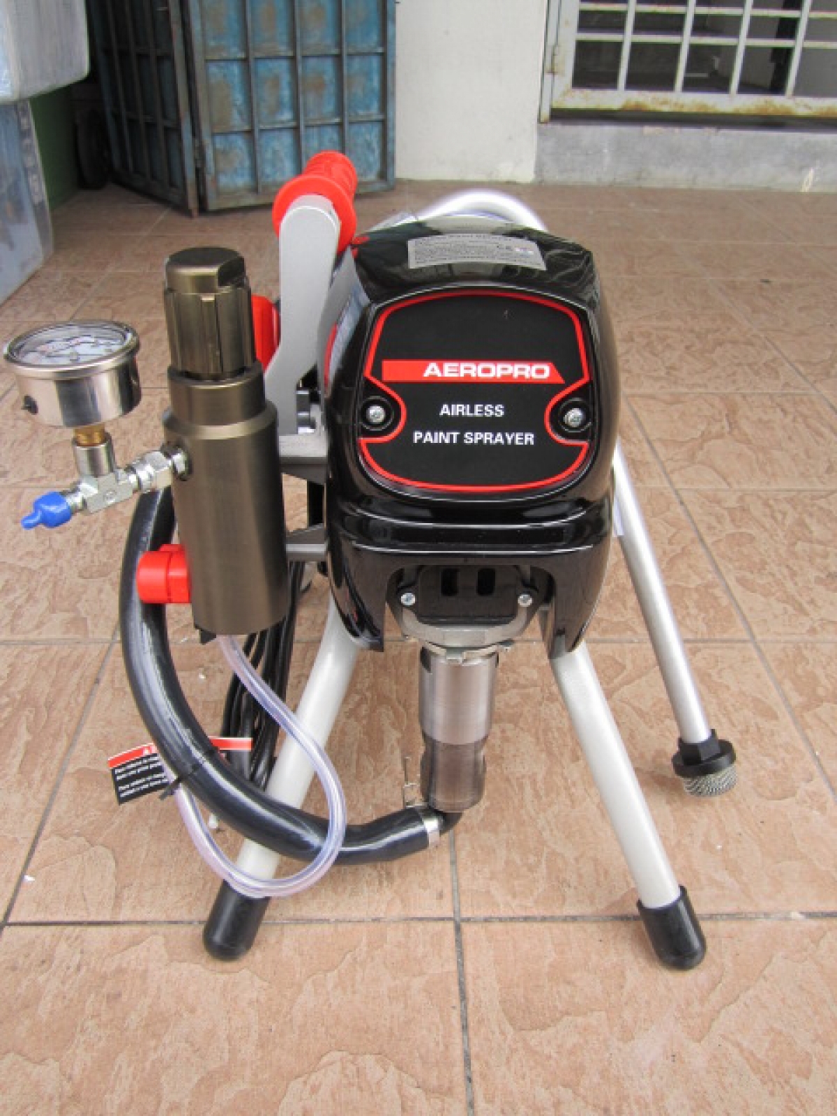 Aeropro 840W Electric Airless Paint Sprayer Kit MY Power Tools