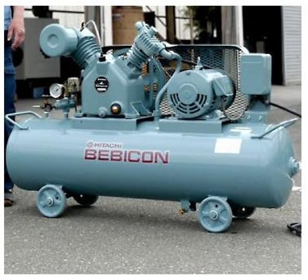 Hitachi Bebicon 5HP 125L OilLubricated Air Compressor MY Power Tools