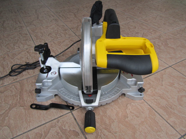 Stanley 1500W 254mm (10") Compound Mitre Saw – MY Power Tools