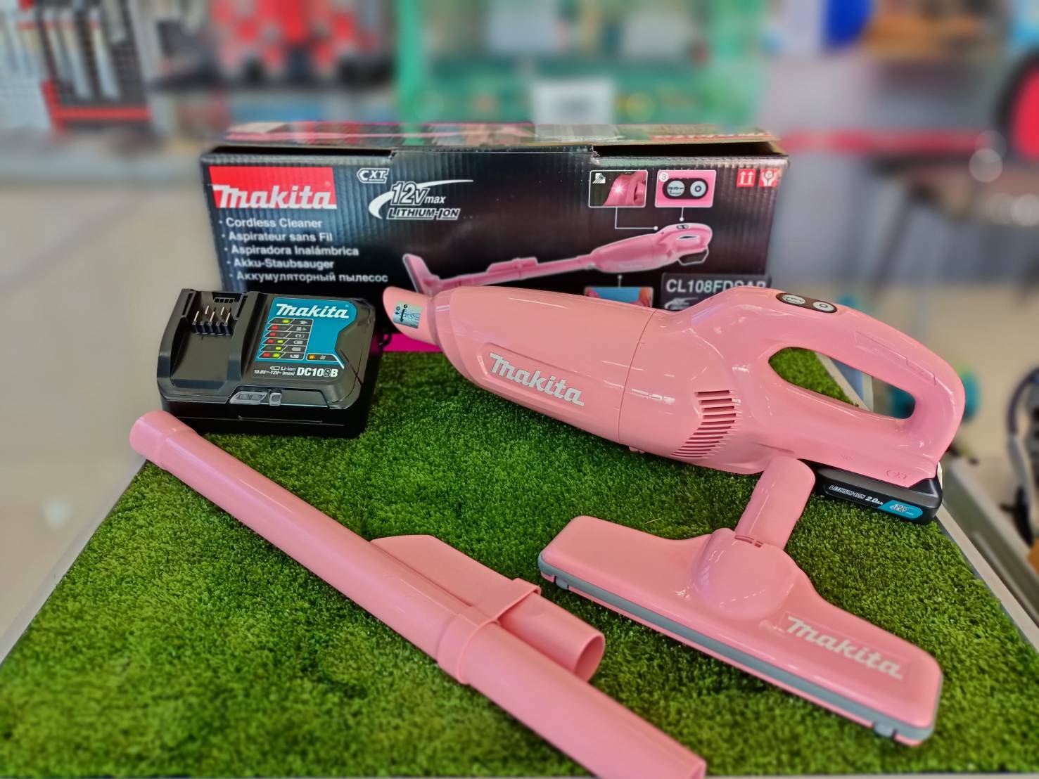 Makita 12V Max Pink Cordless Cleaner Limited Edition MY Power