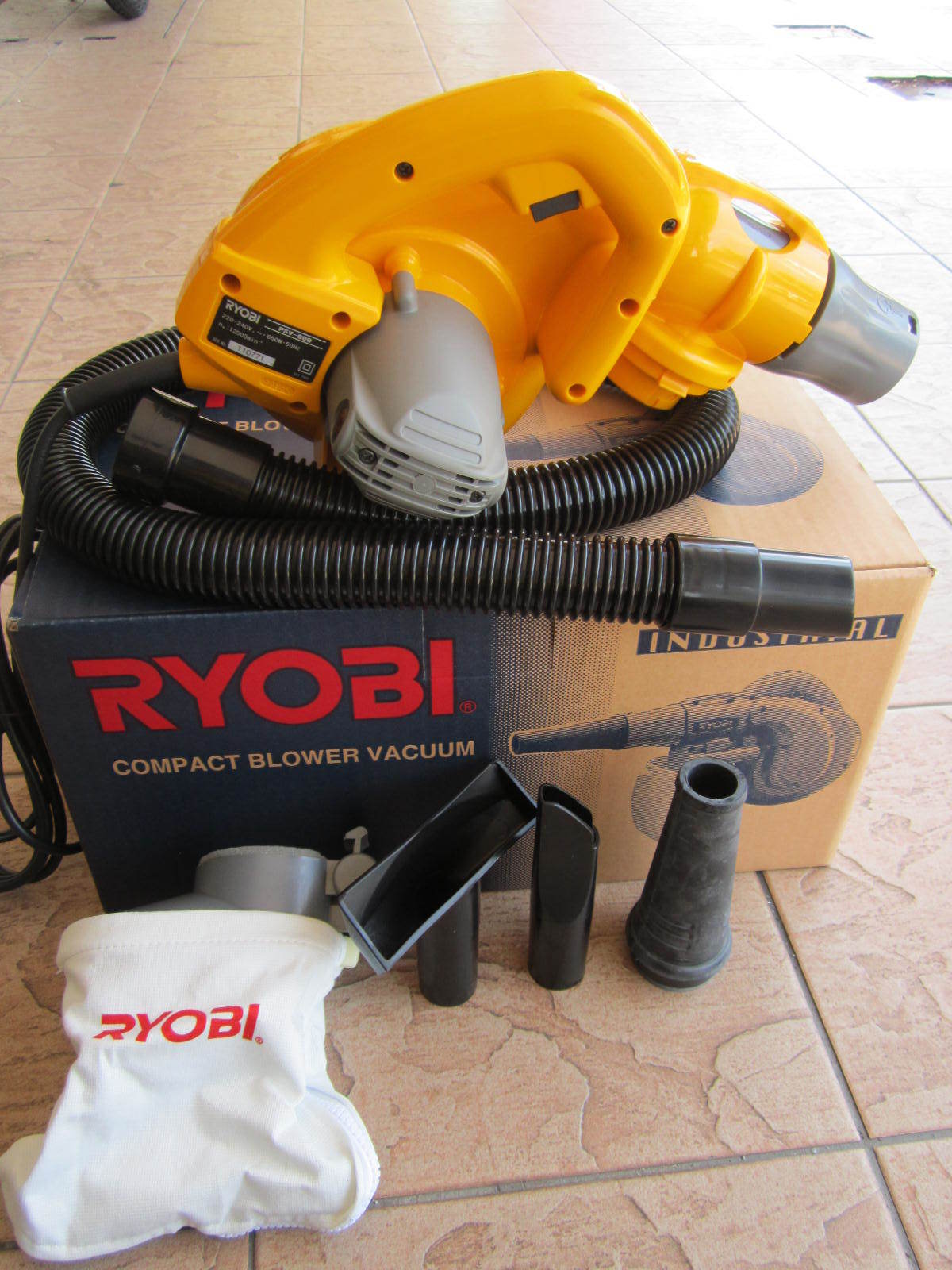 Ryobi 650w Blower And Dust Collector My Power Tools