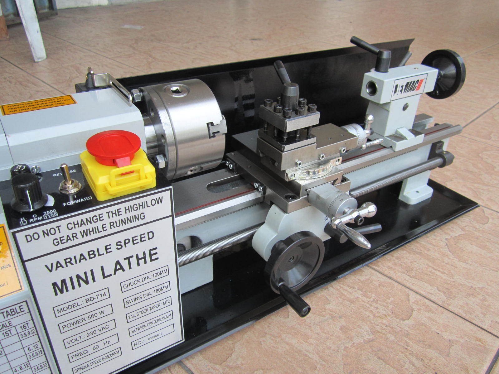 Jetmac 550W 350mm Variable Speed Metal Lathe Machine MY Power Tools