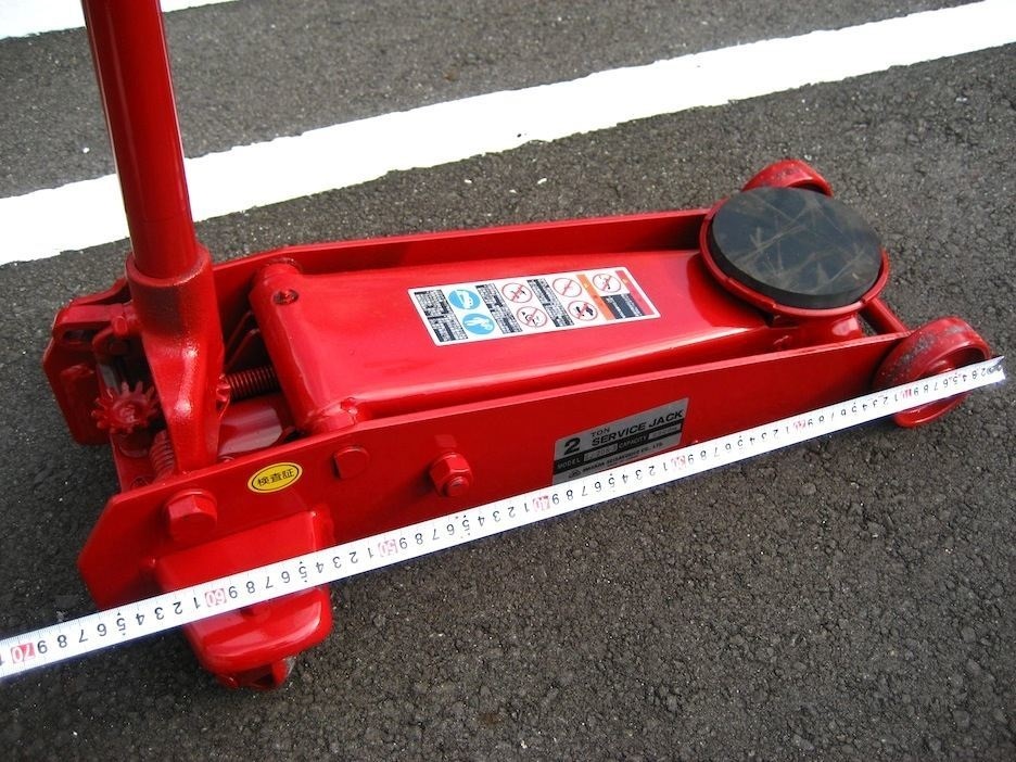 Masada Jack 2Ton Hydraulic Garage Floor Jack MY Power Tools