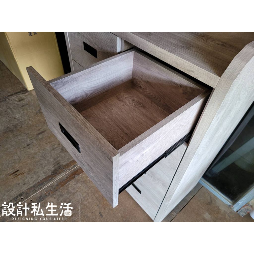 tw-11134207-7r98t-llomy063jcm3dc