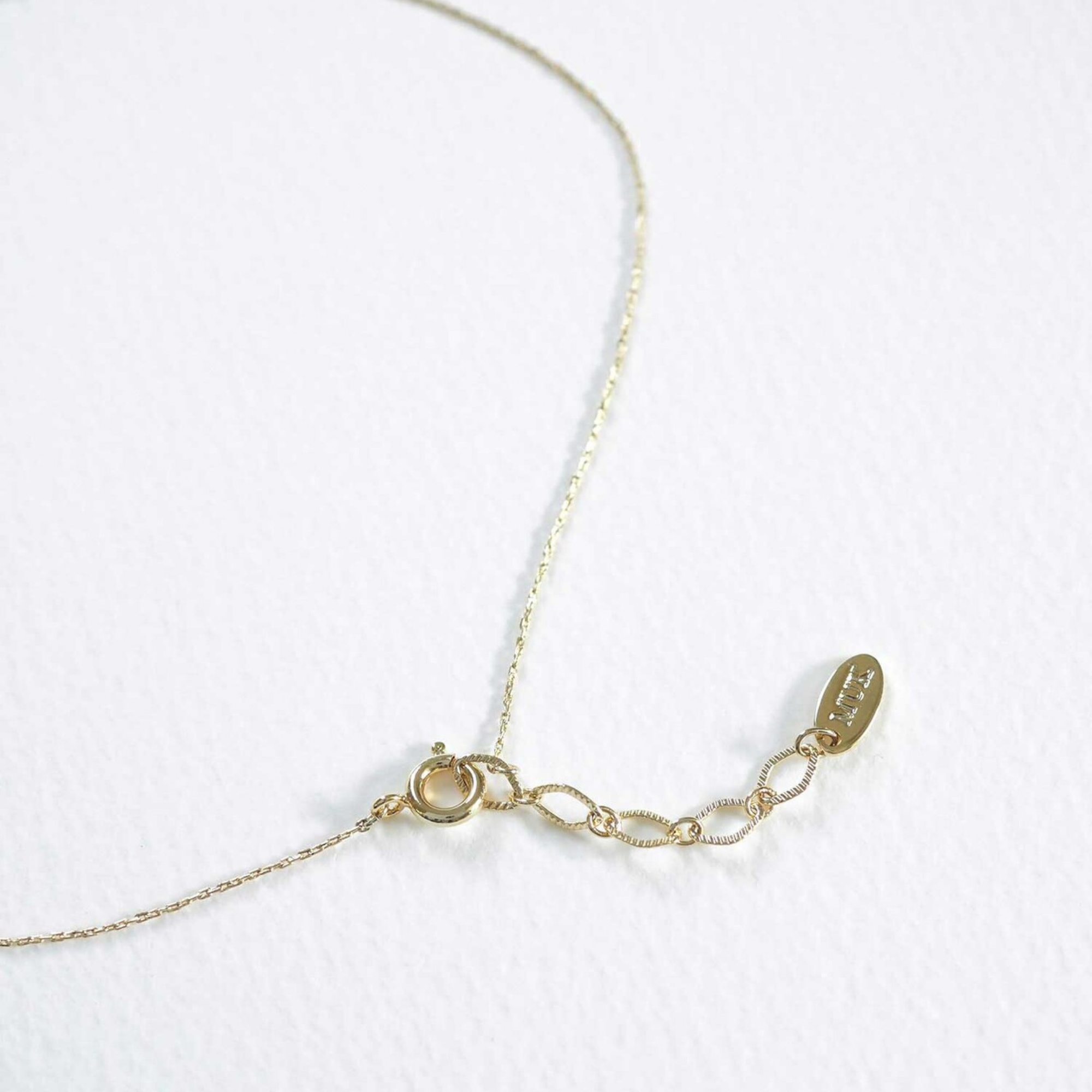 MUK-MM-NECK-GROUP (2)