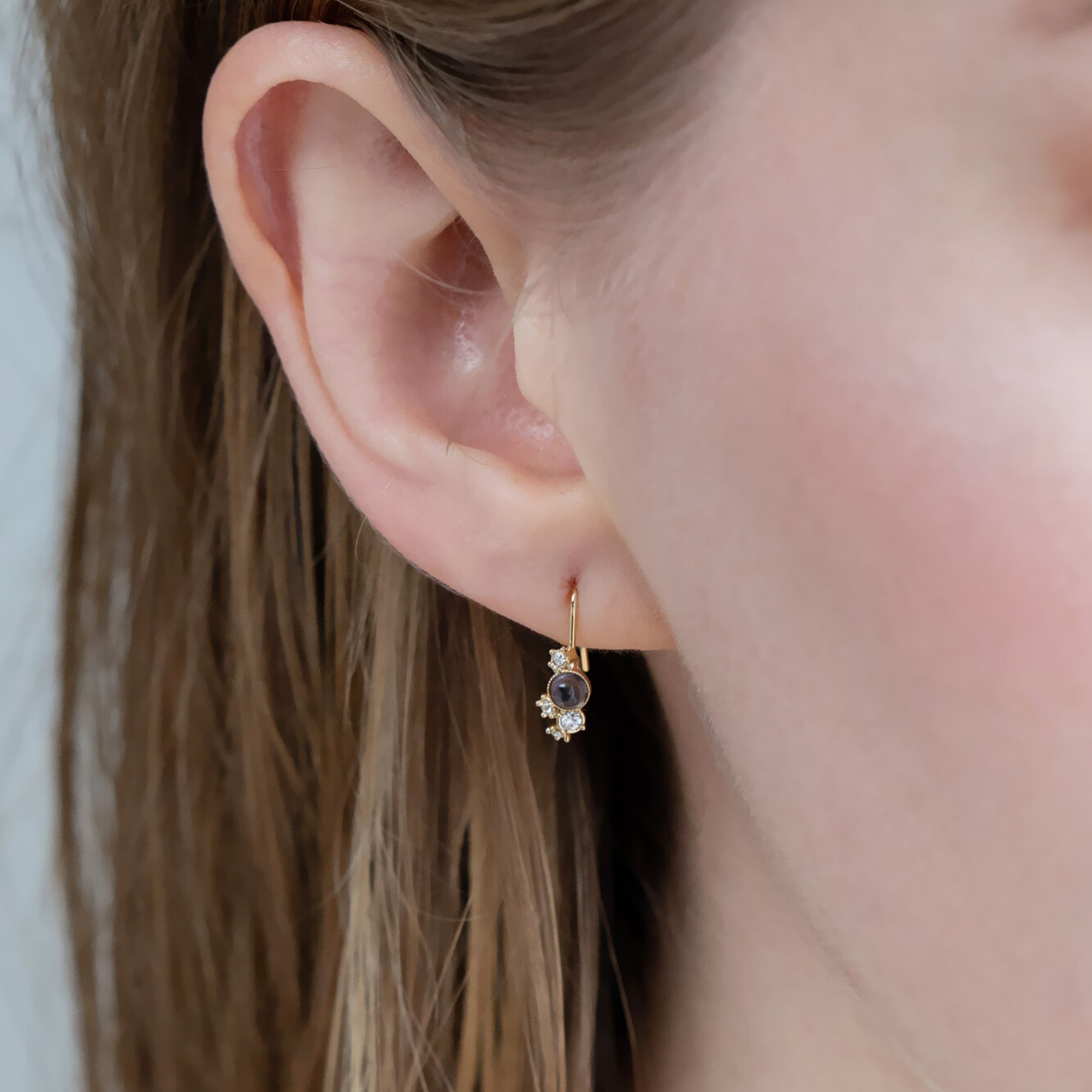 MUK-SS-EAR-GROUP (2)