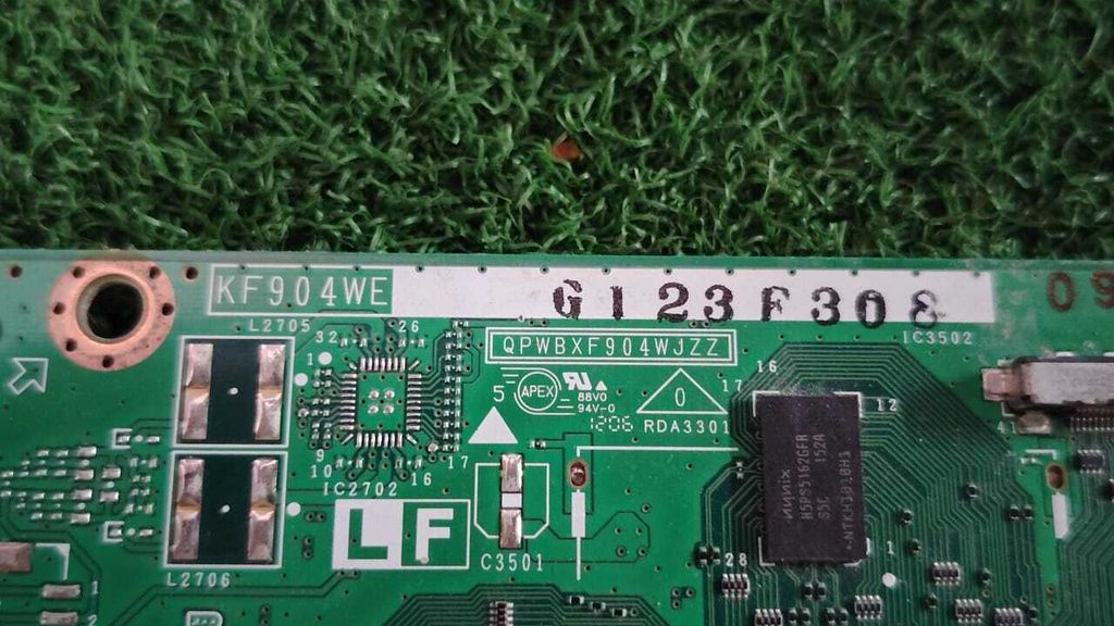 2145 Sharp LC-60LE650M- MB No