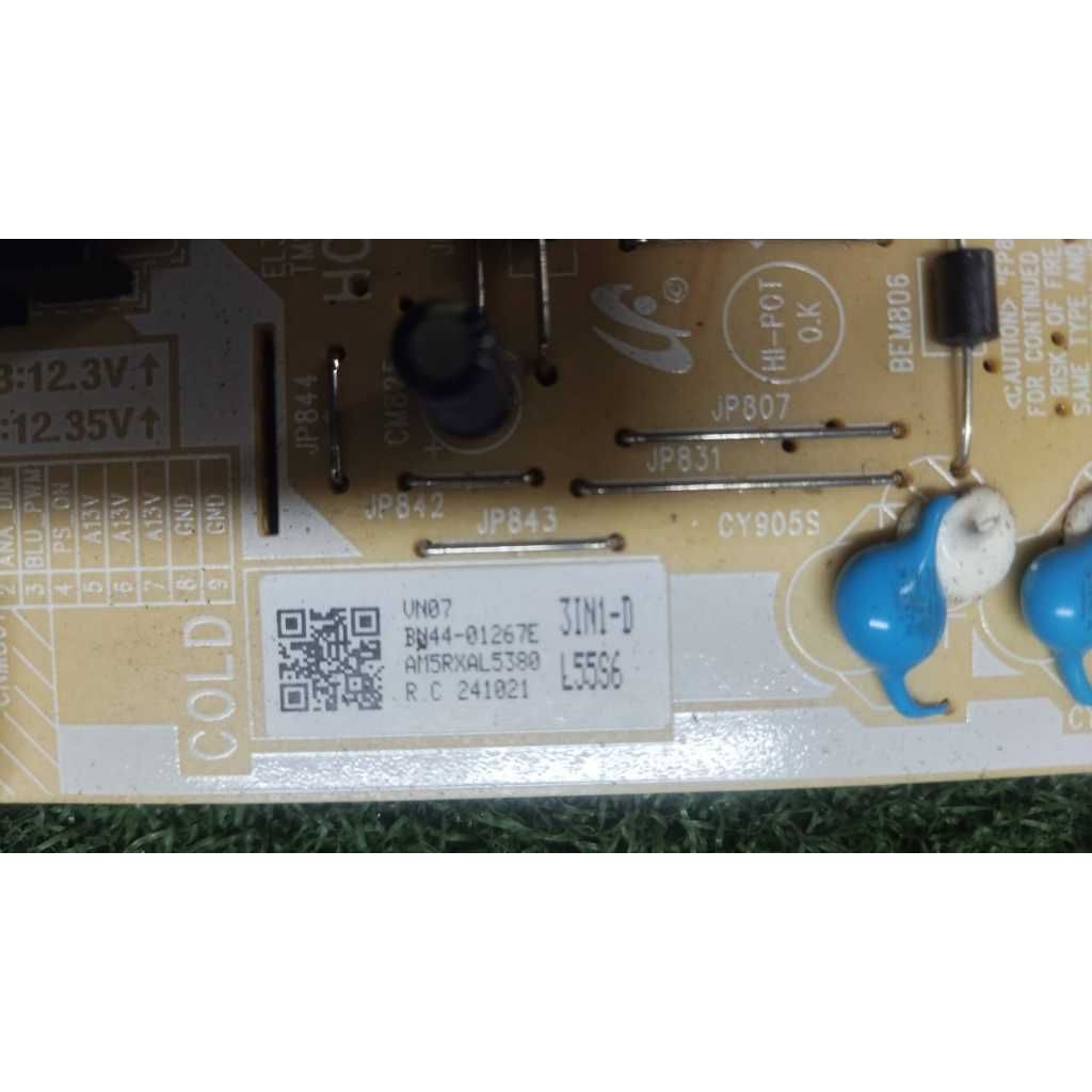 my-11134207-820lc-mrbbvb3s2upxf8