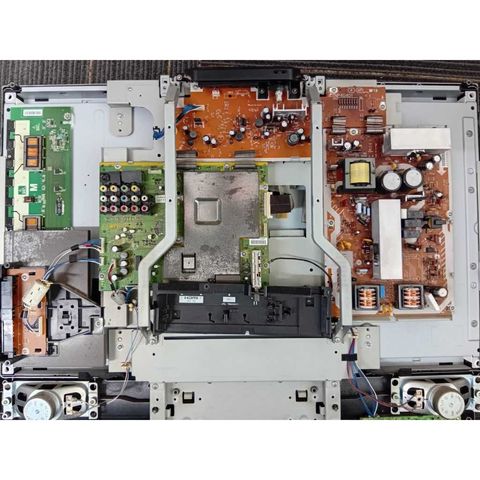 my-11134207-820lc-mr5rw1l66m8471