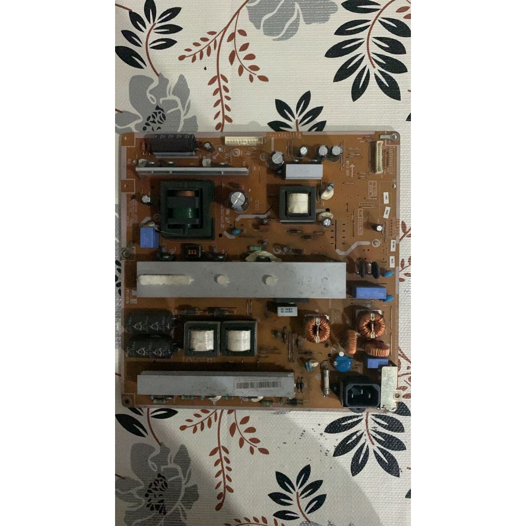 my-11134207-7r98o-lkx2pcj2g9tr42