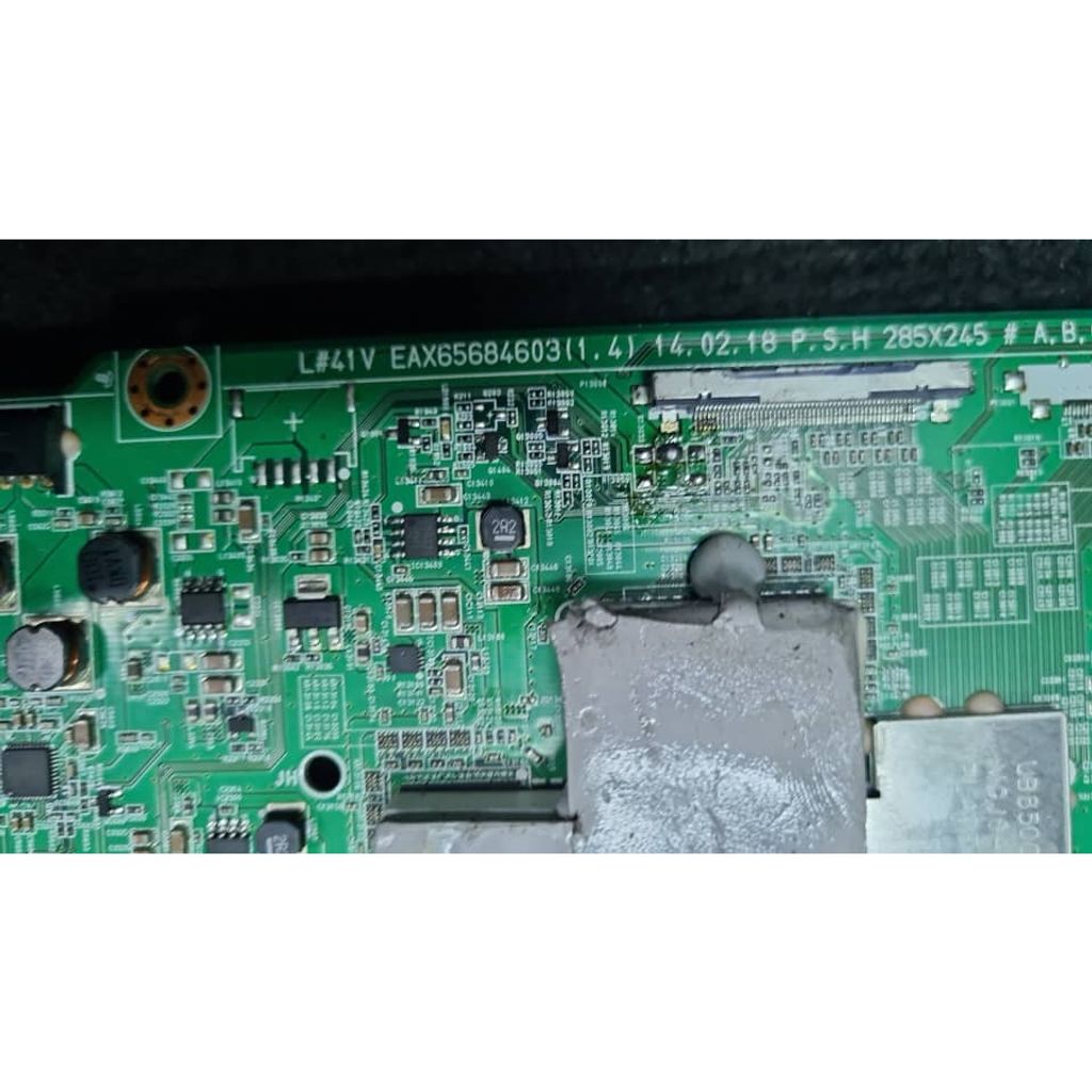my-11134207-7rasg-m17dcvwcqpn200