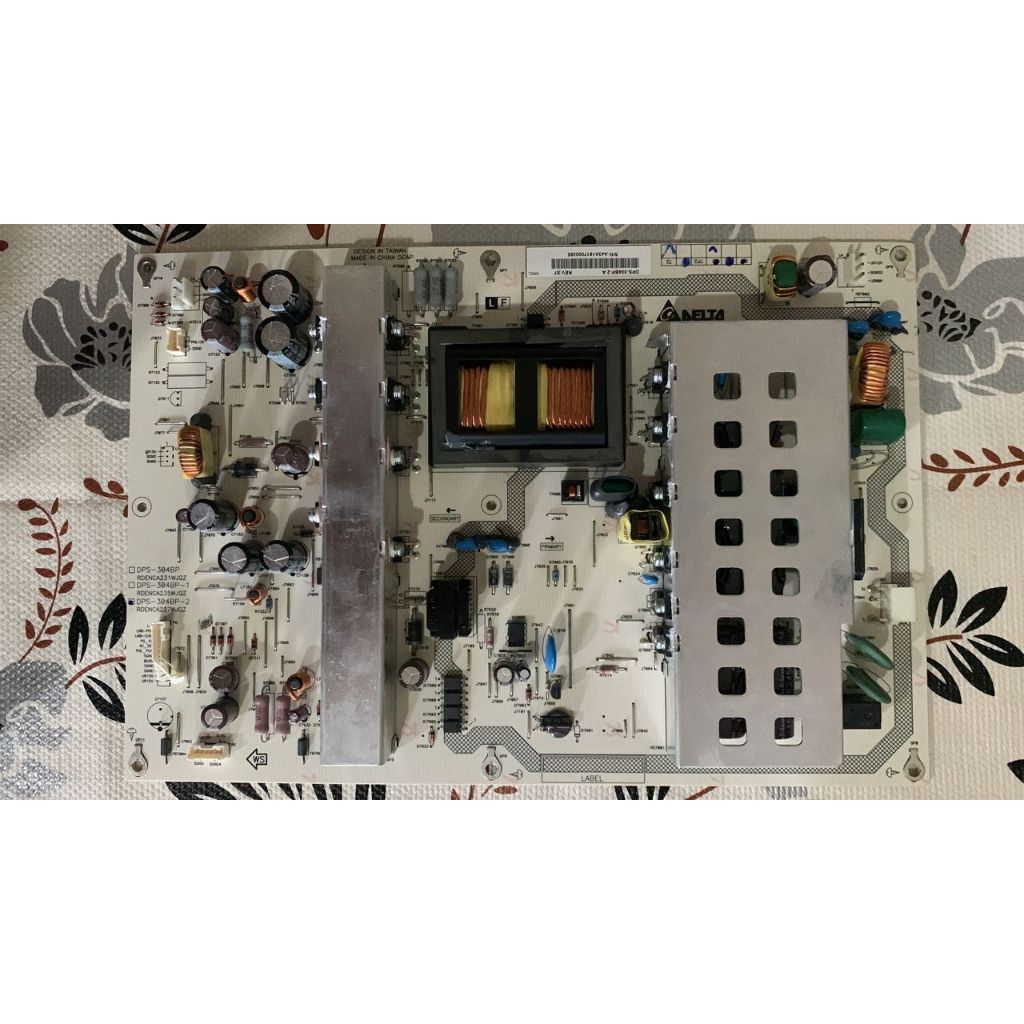 my-11134207-7qula-lk446zpz8uae61