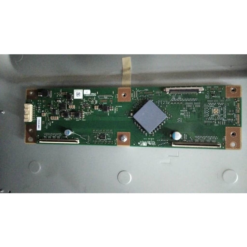 sg-11134201-22100-eiclwuiux2iv01