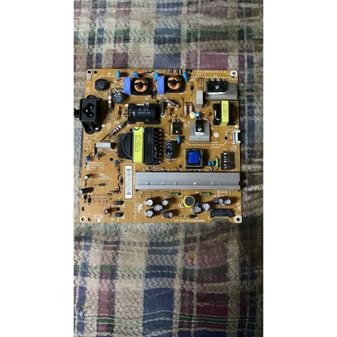 my-11134207-7rash-mammgf7ss3vu7c