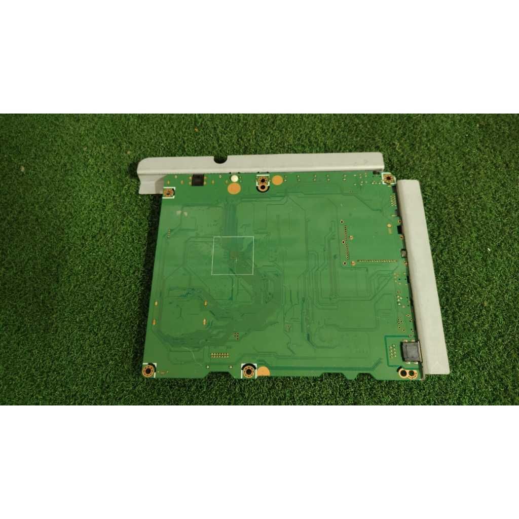 my-11134207-820lg-mnh097mw04qu75