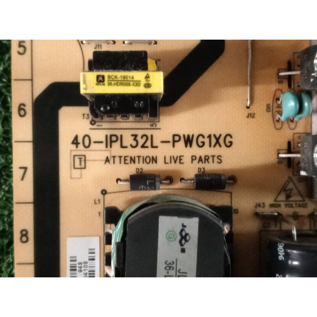 my-11134207-820lc-mgua30knl1554c