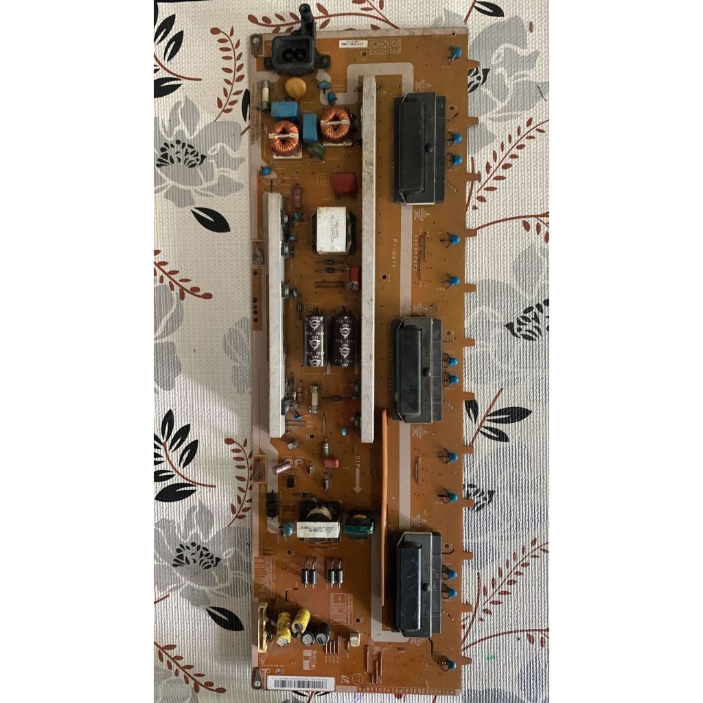 my-11134207-7rasi-m9rgixm5bim875