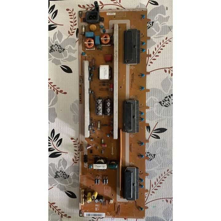 my-11134207-7rasi-m9rgixm5bim875