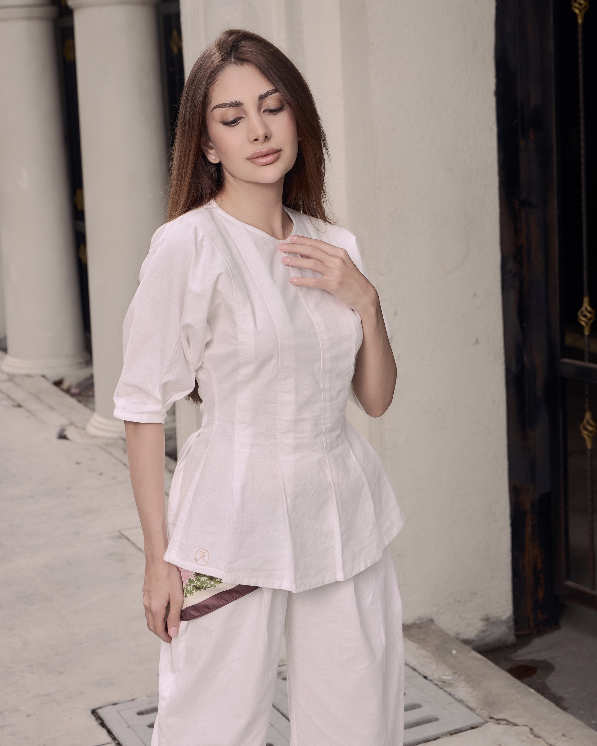 FINURA LINEN THE WEEKEND EDIT white 3