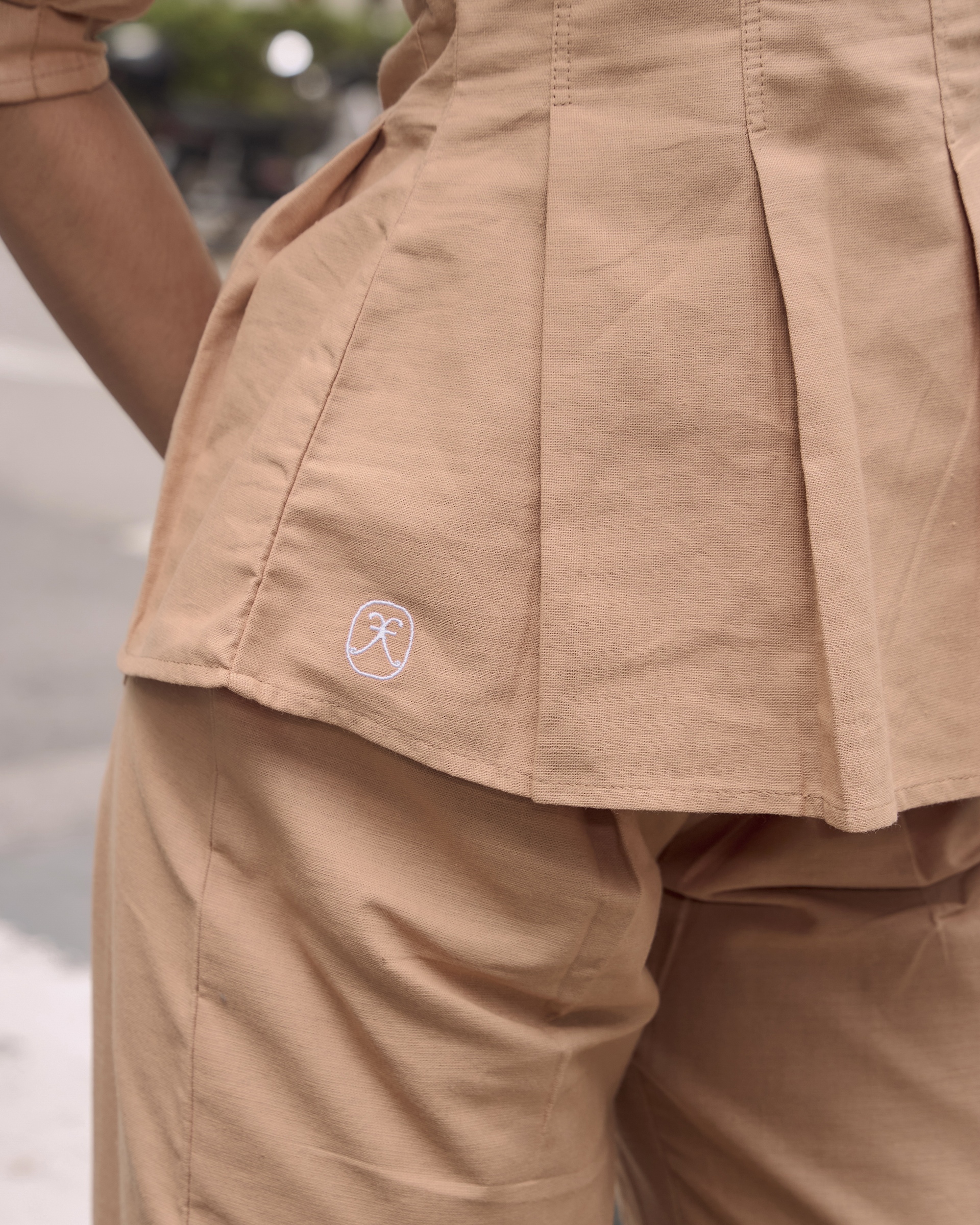 FINURA LINEN THE WEEKEND EDIT brown 4