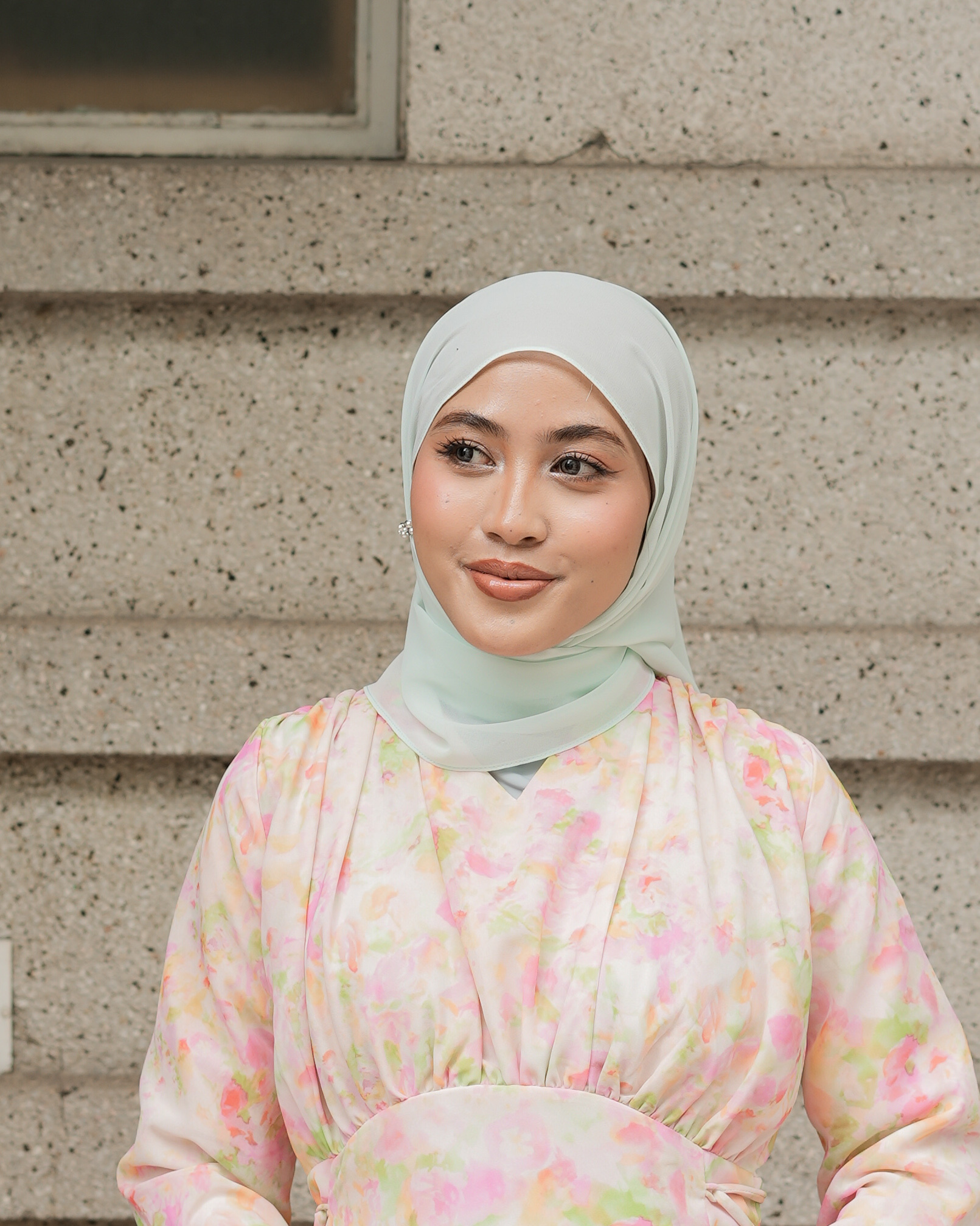Ayu Bawal Shawl In Mint Green