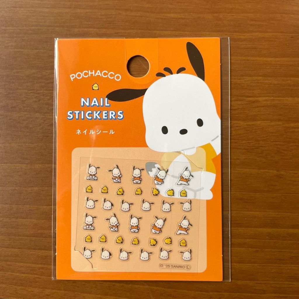 tw-11134207-820lc-mm1nk0vwz6kg00