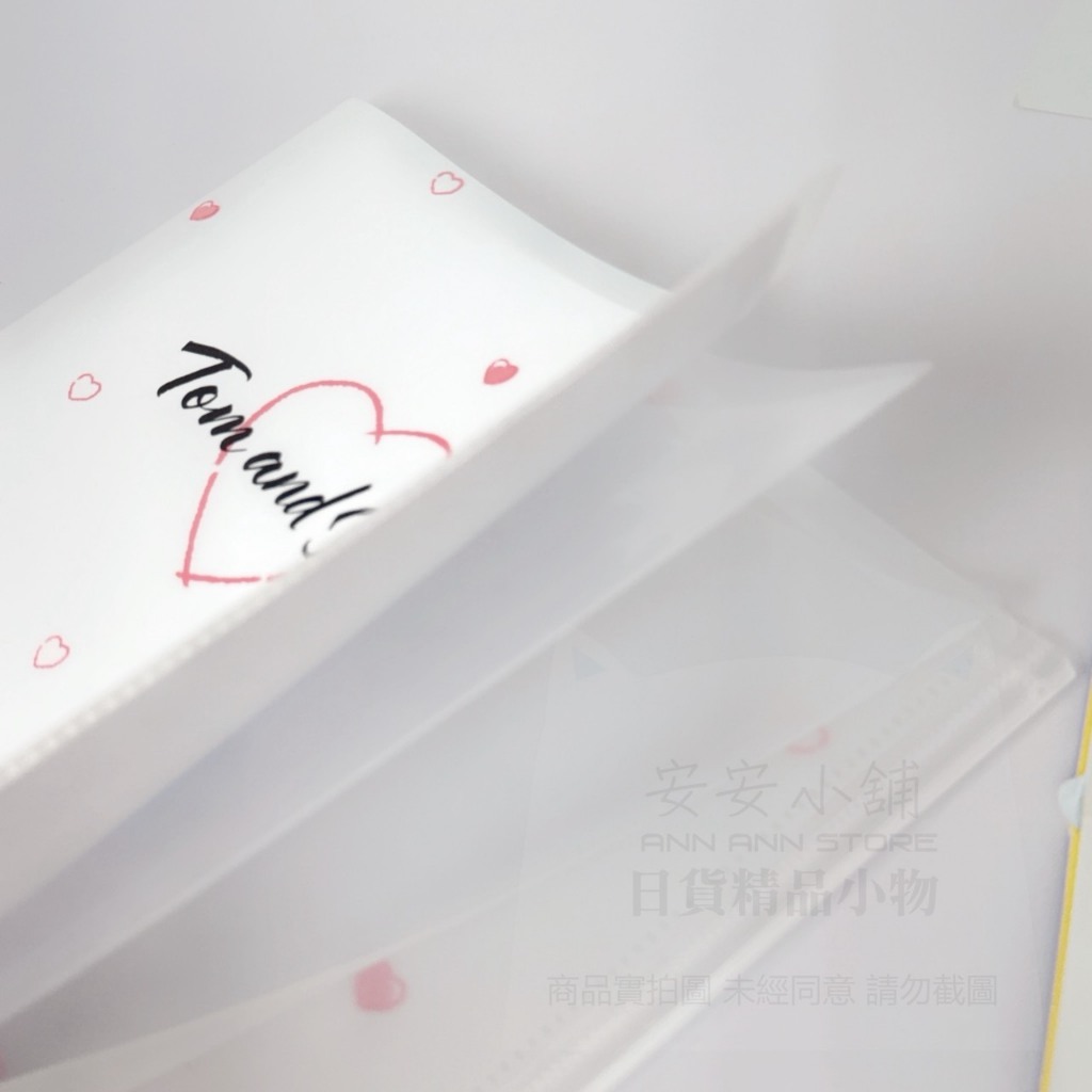 tw-11134207-820lg-mpaijxdg5dlb26