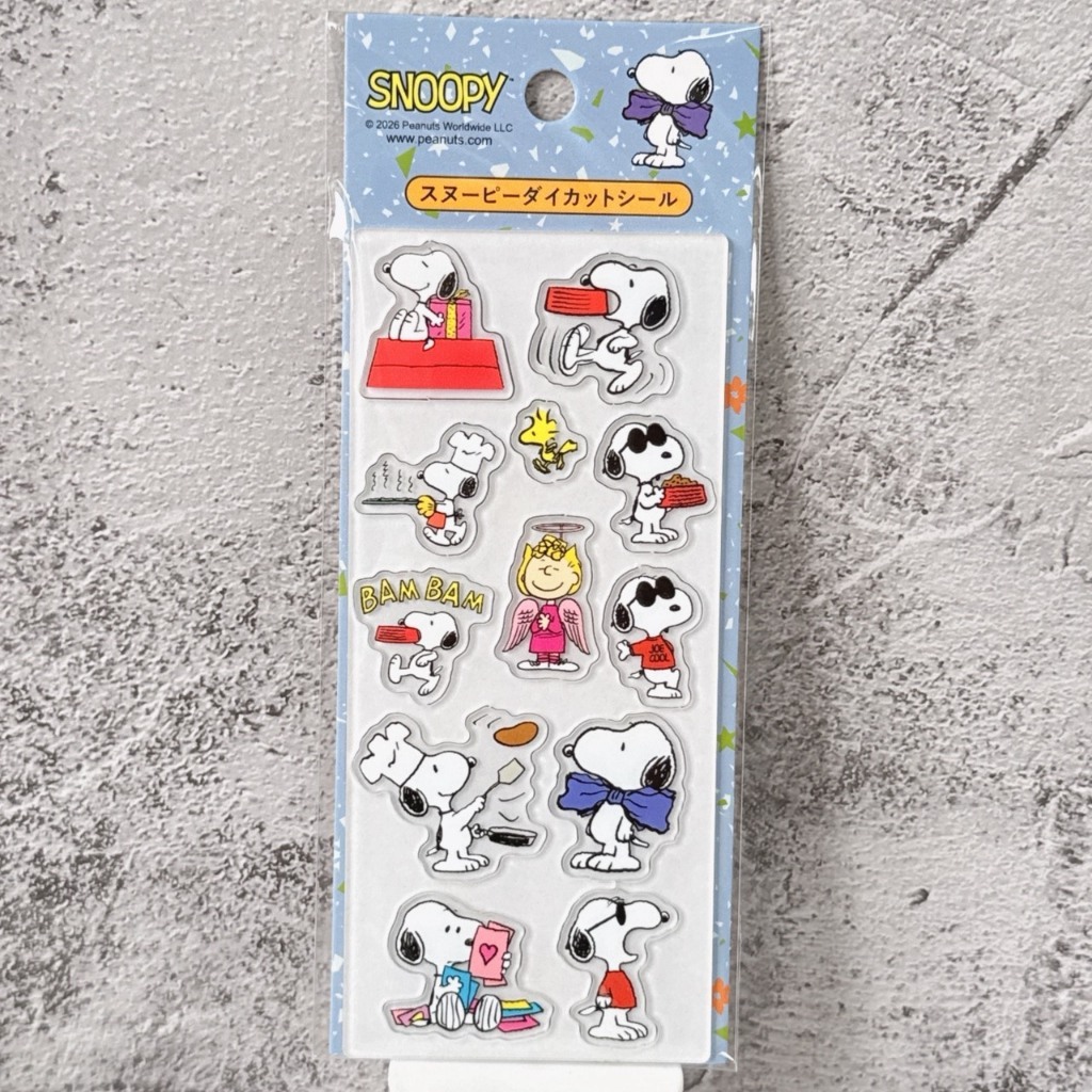 tw-11134207-820l8-mo7t3yrpcu125f