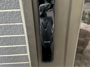 PHILIPS 電子鎖安裝實拍