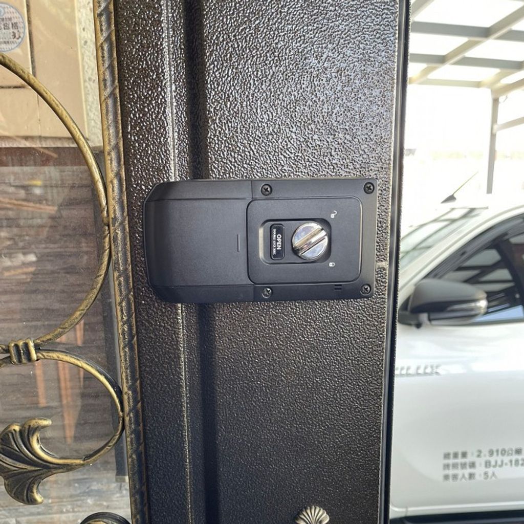 107932192
