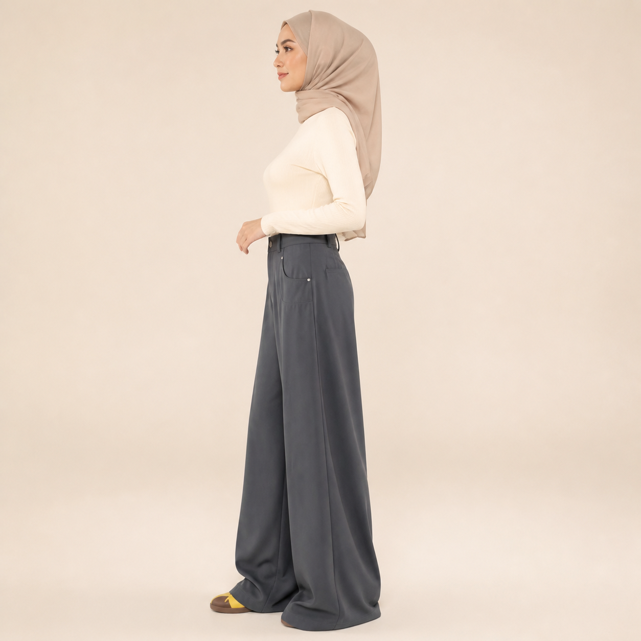 Irfan Modern Straight-Leg Pants SIDE / SISI