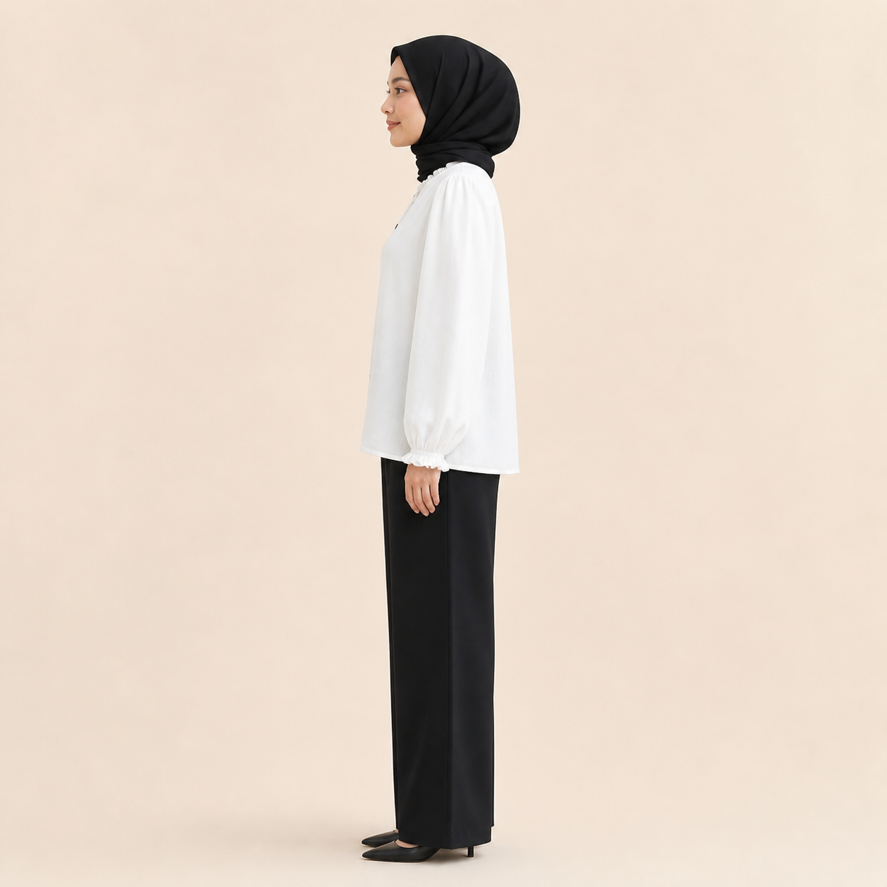 Safa Ruffle-Neck Blouse side view