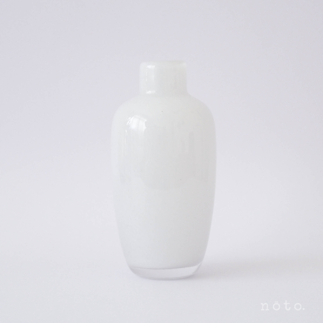 白