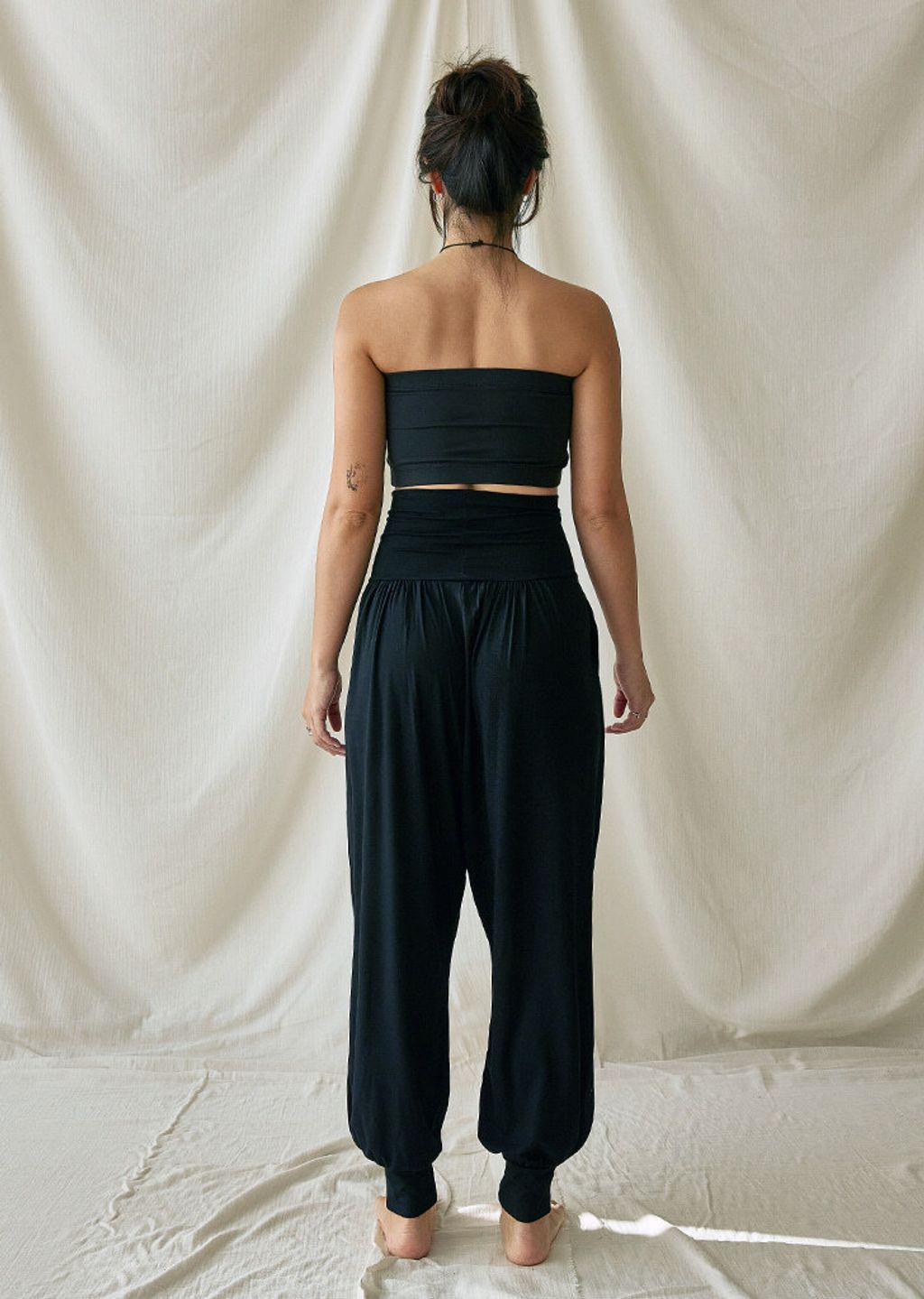 EBB8943