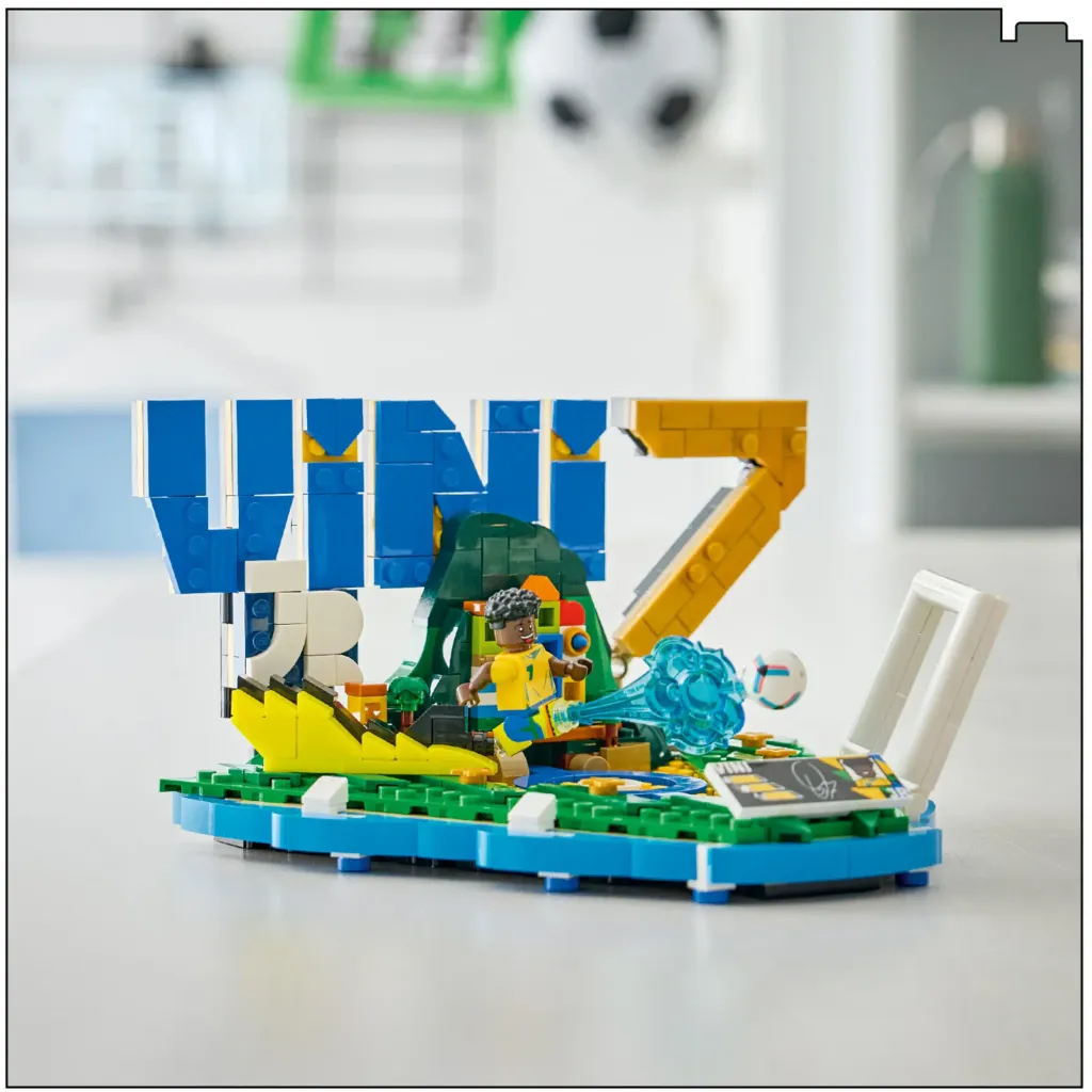 43027_Feature3