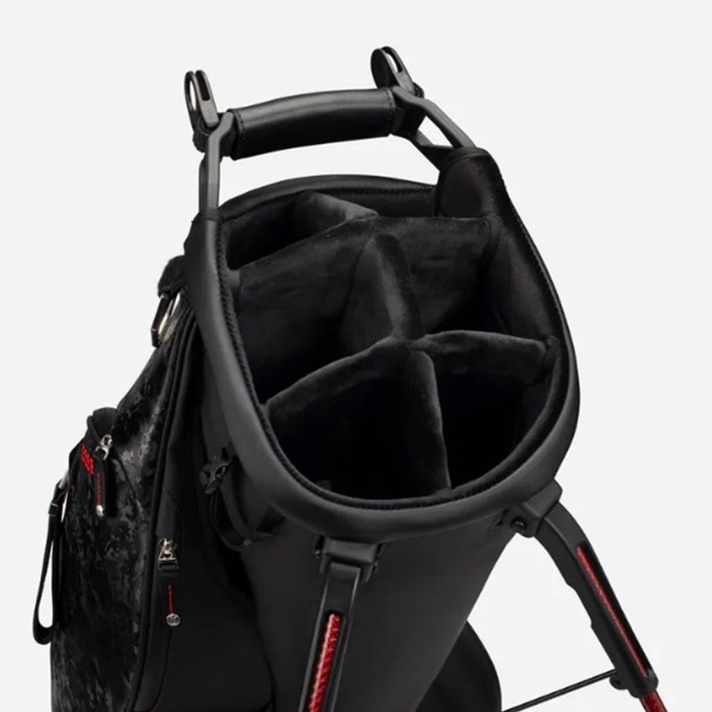 tw-11134207-820l4-mr8l2vl38s8w3c