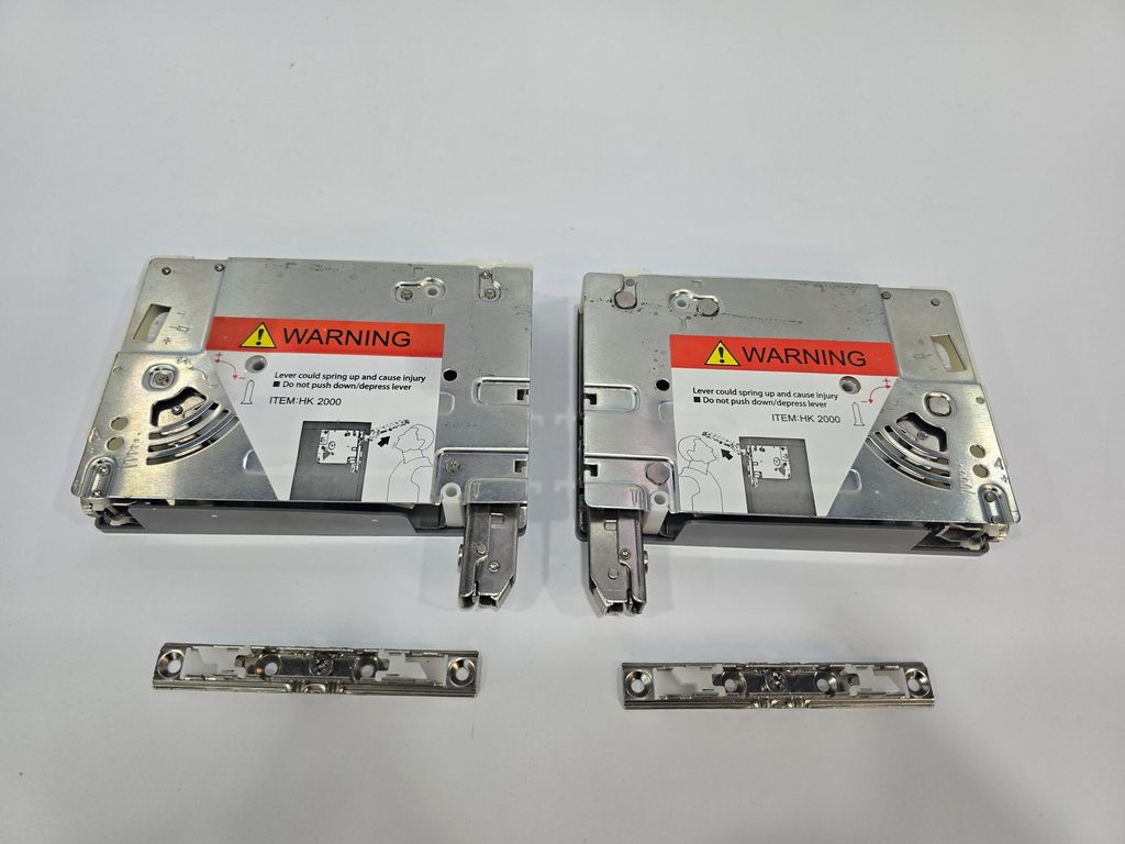 HK2000