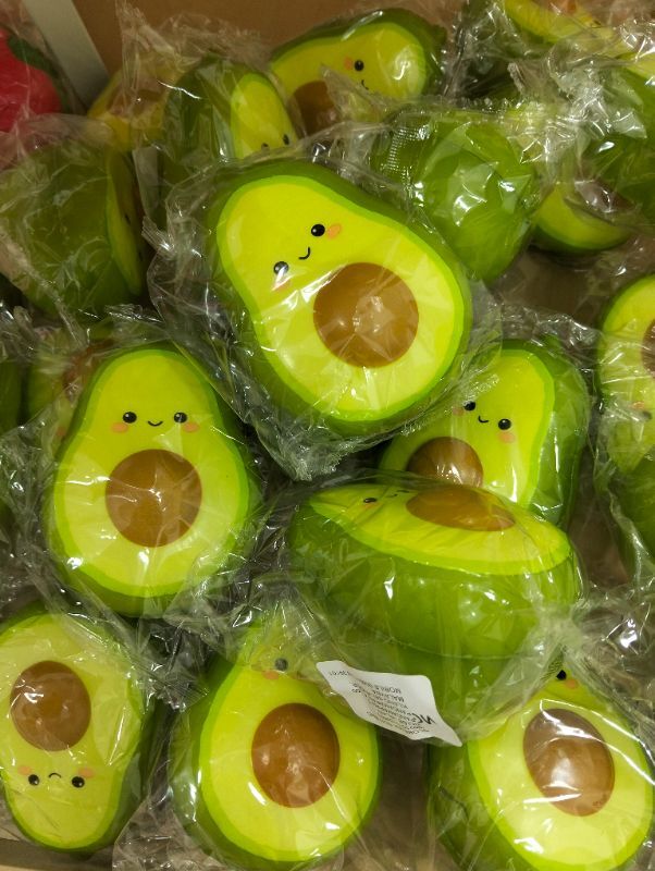 avocado-squishy-toy-1