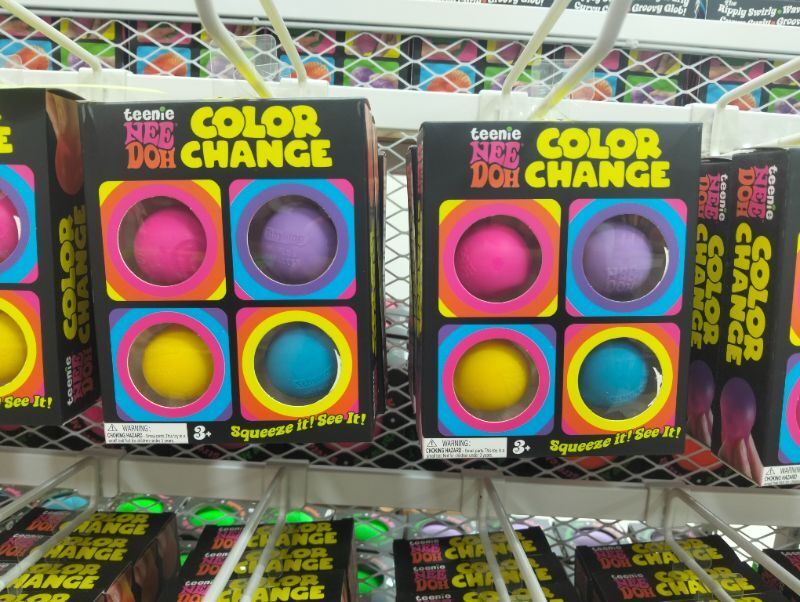 needoh-teenie-color-change-1
