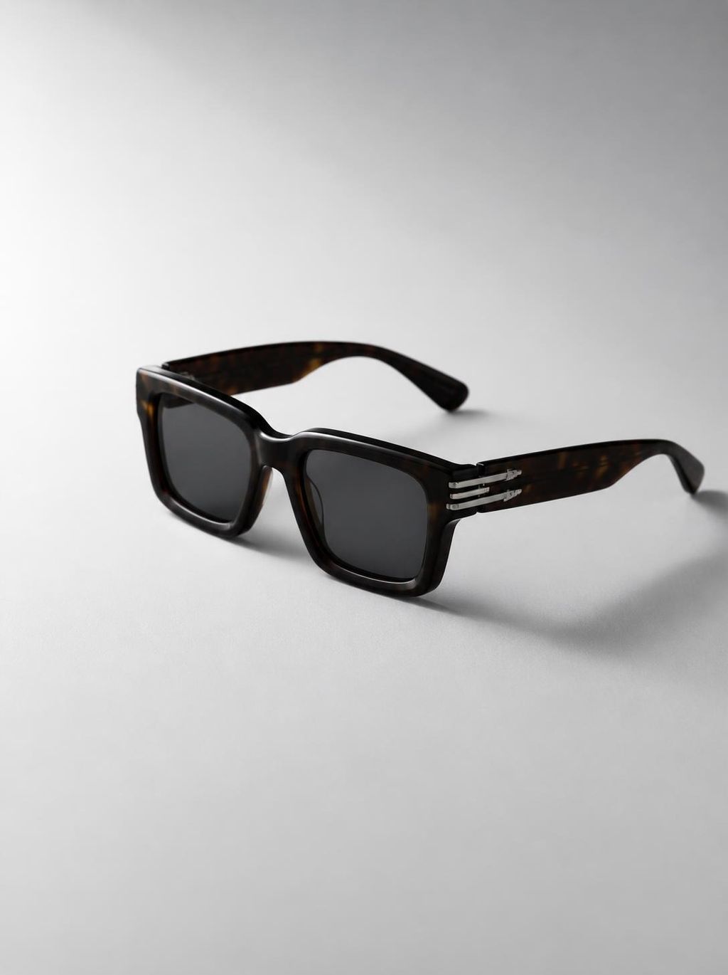 product-02-dark-tortoise-rectangular