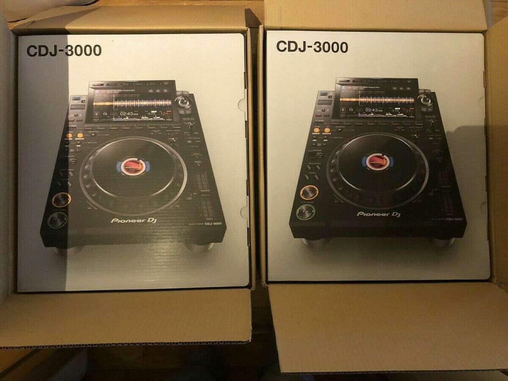 Pioneer DJ CDJ-3000 Professional Multi Player 2 Pair + DJM-900NXS2 100V1.jpg